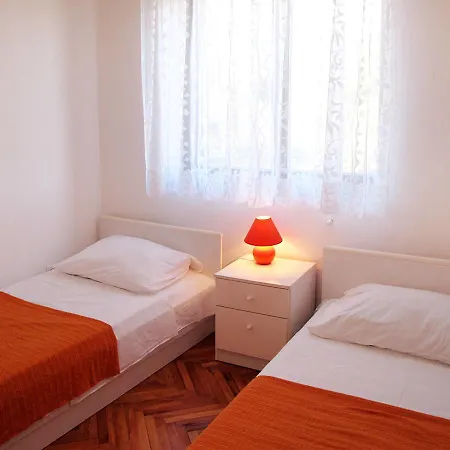 Glavani 406s Ferienhaus *