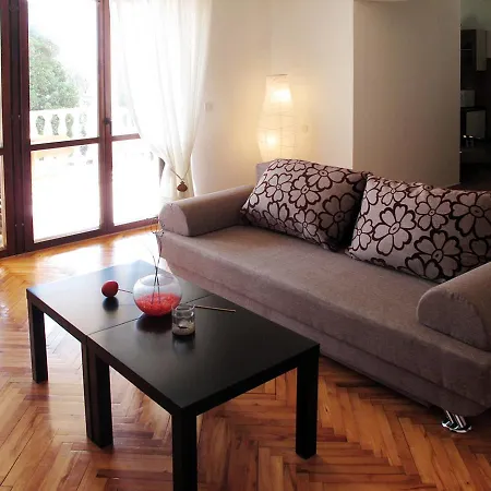 Vakantiehuis Glavani 406s *